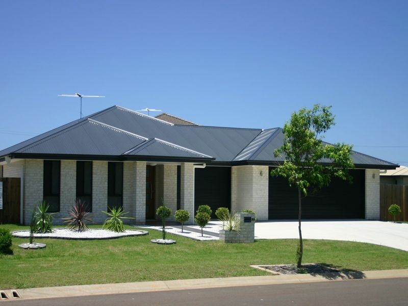 19 Bankswood Drive, Redland Bay QLD 4165