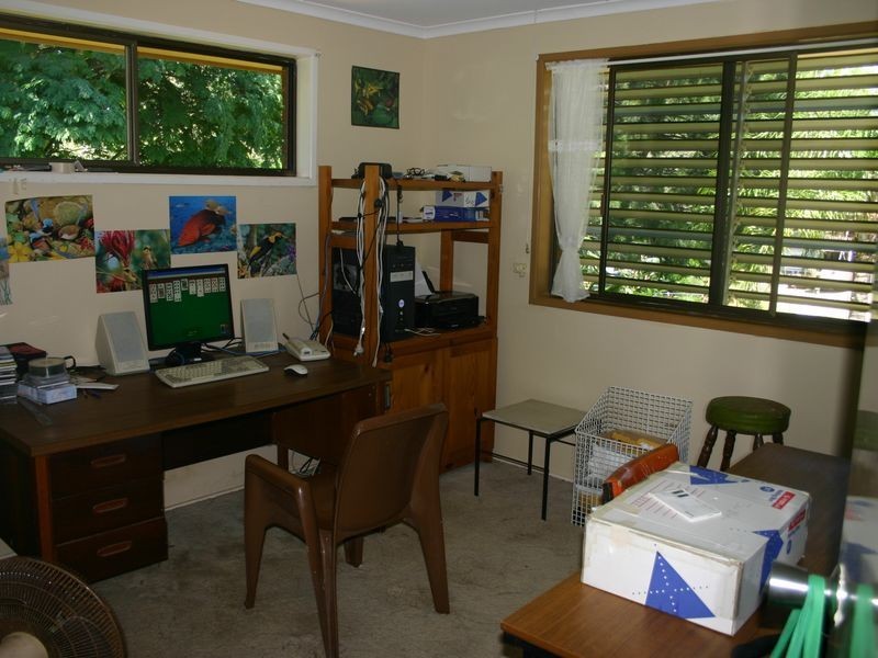 3 Lisa Street, Redland Bay QLD 4165