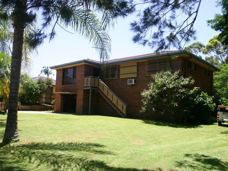 3 Lisa Street, Redland Bay QLD 4165