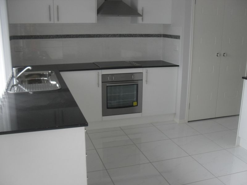 3 DALY PLACE, Redland Bay QLD 4165