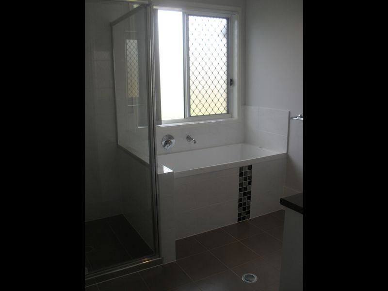 3 DALY PLACE, Redland Bay QLD 4165