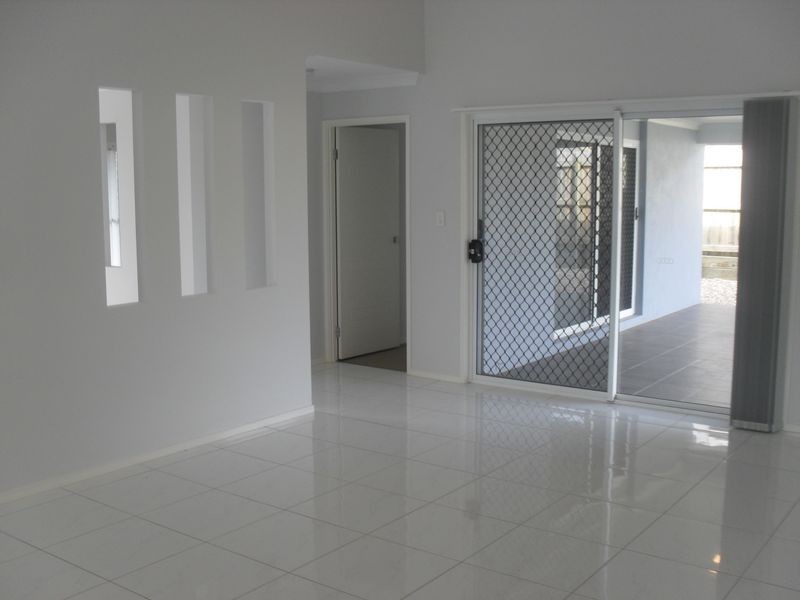 3 DALY PLACE, Redland Bay QLD 4165