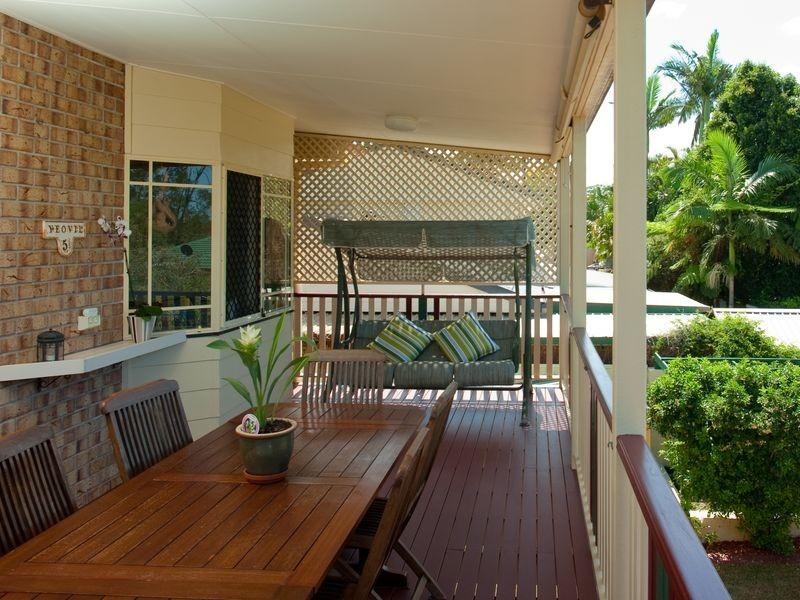 3 Sandra Court, Redland Bay QLD 4165