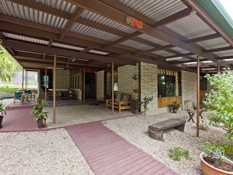 87 Henderson Road, Sheldon QLD 4157