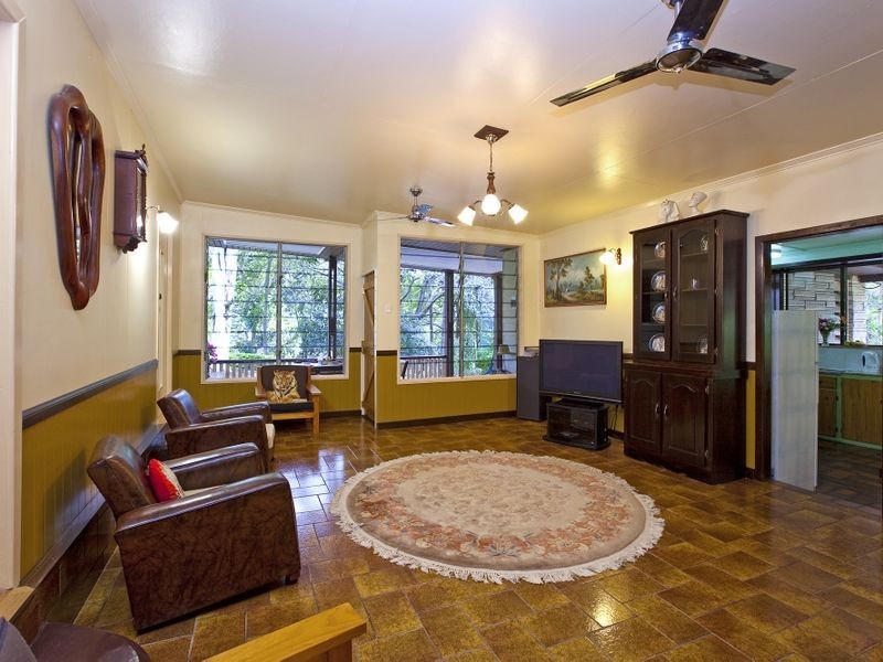 87 Henderson Road, Sheldon QLD 4157