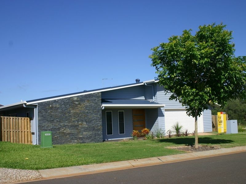 3 Daly Place, Redland Bay QLD 4165