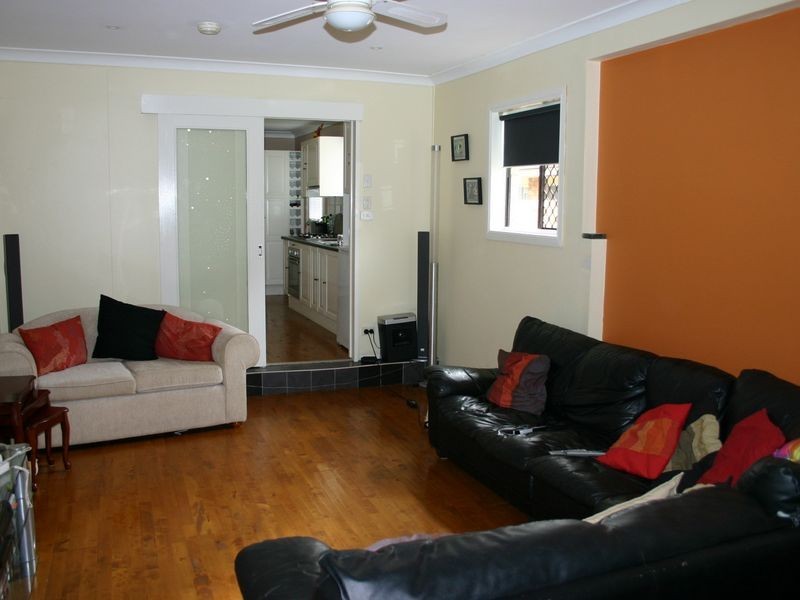 227 Cane Street, Redland Bay QLD 4165