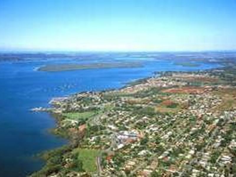 12 Highland Street, Redland Bay QLD 4165