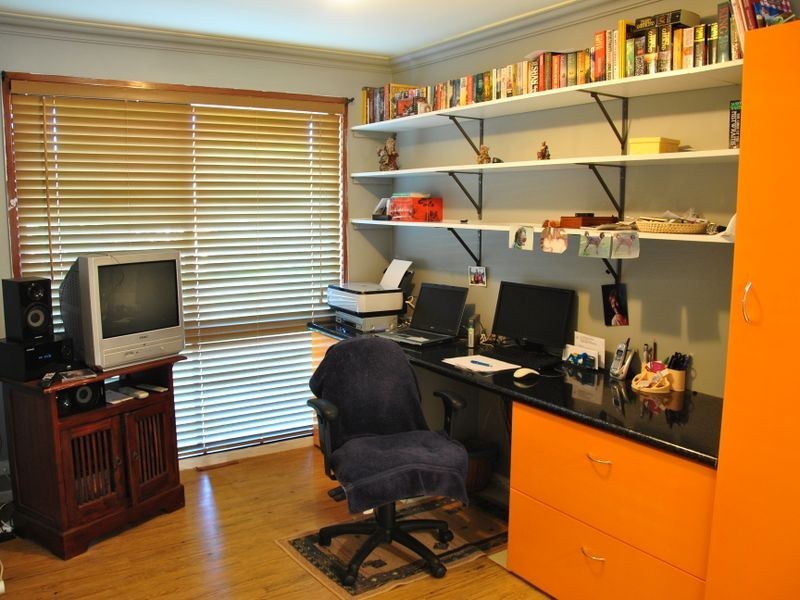 15 Penrose Avenue, Redland Bay QLD 4165