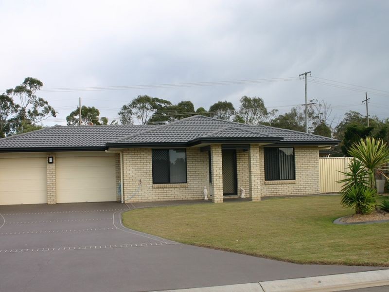 18 Mervyn Crescent, Redland Bay QLD 4165