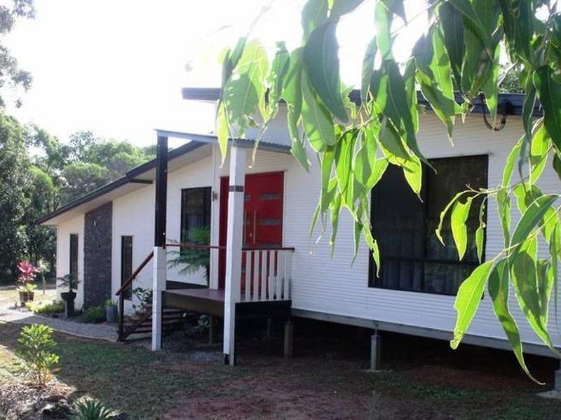 49 Hemp Hill Road, Russell Island QLD 4184