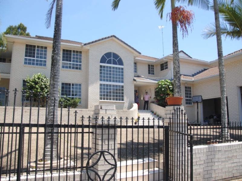 8 Lytham Court, Cornubia QLD 4130