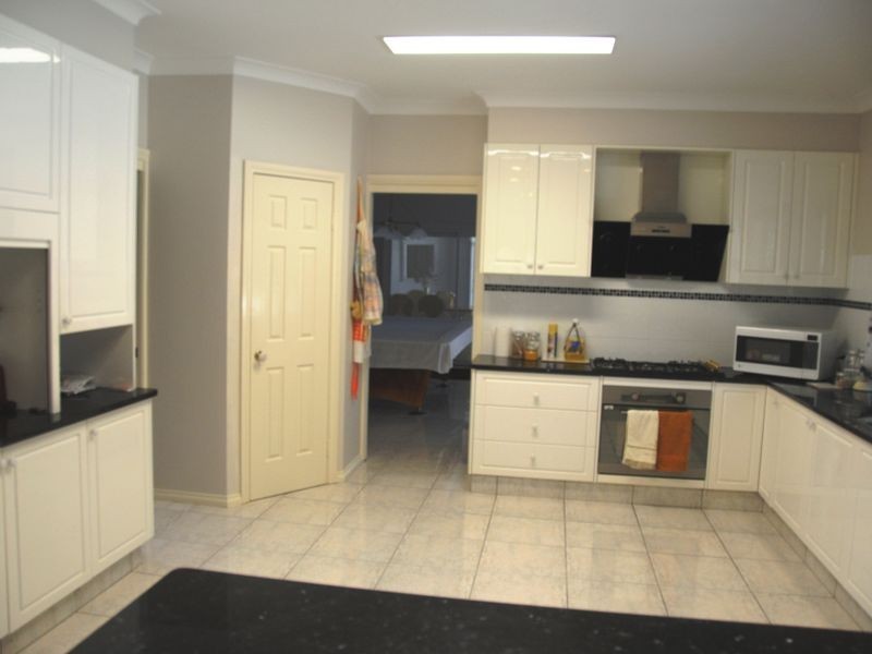 8 Lytham Court, Cornubia QLD 4130