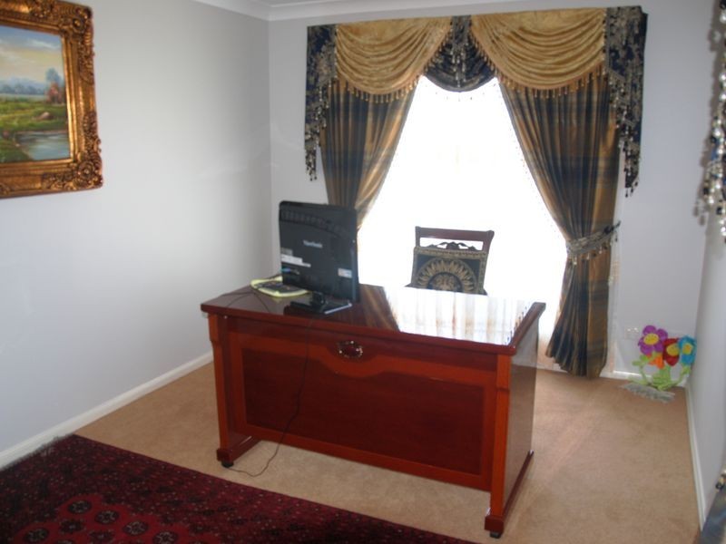 8 Lytham Court, Cornubia QLD 4130