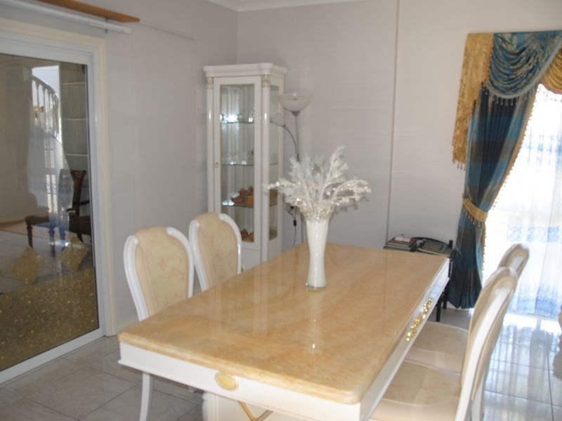 8 Lytham Court, Cornubia QLD 4130