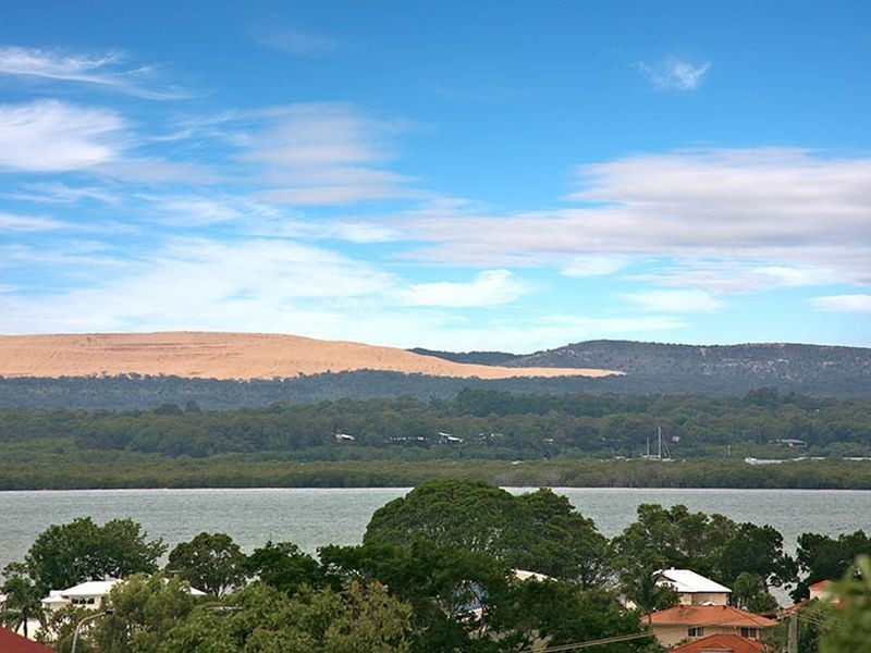 8 Bribie Close, Redland Bay QLD 4165