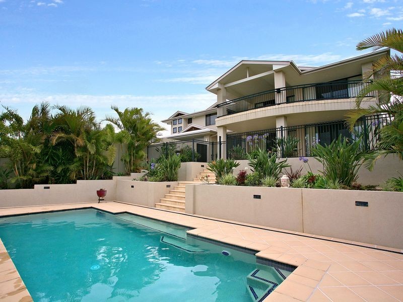 8 Bribie Close, Redland Bay QLD 4165