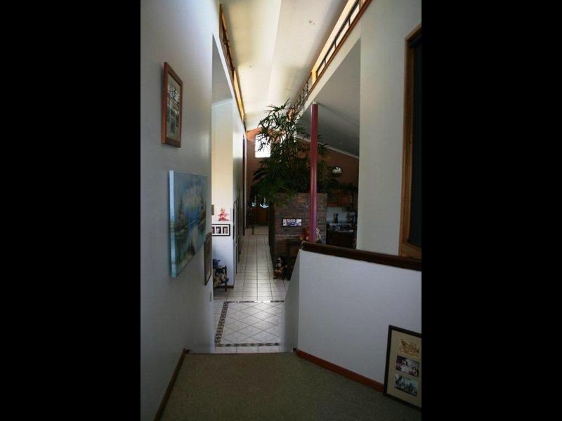 13 Muriel Street, Redland Bay QLD 4165