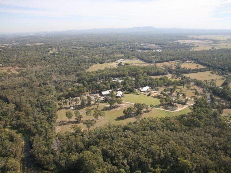 13 Muriel Street, Redland Bay QLD 4165