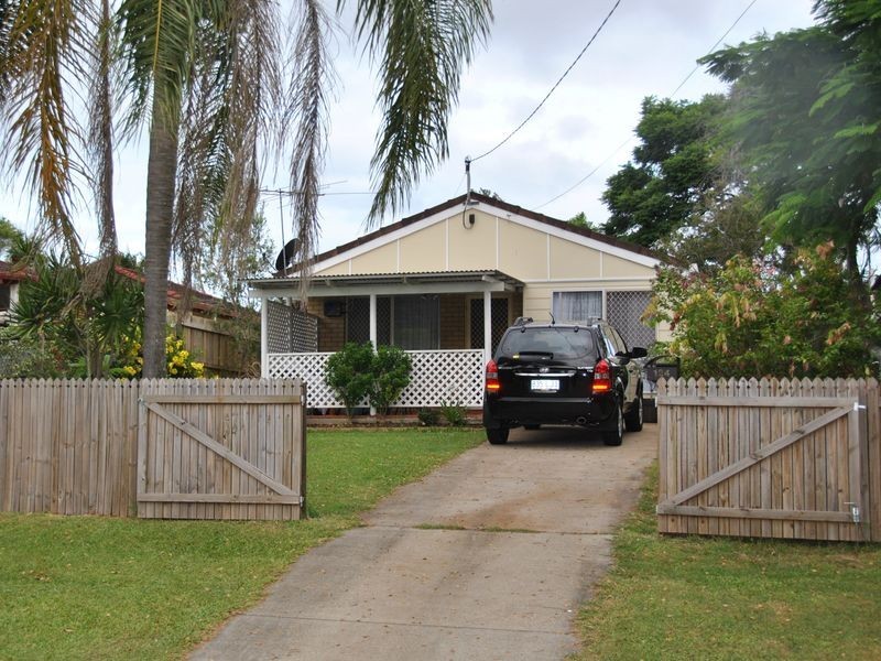 124 Cane Street, Redland Bay QLD 4165