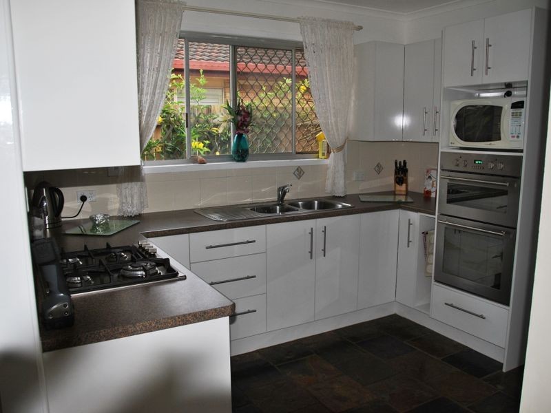 124 Cane Street, Redland Bay QLD 4165