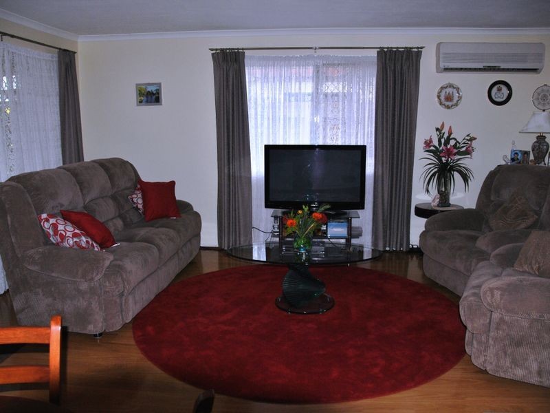 124 Cane Street, Redland Bay QLD 4165