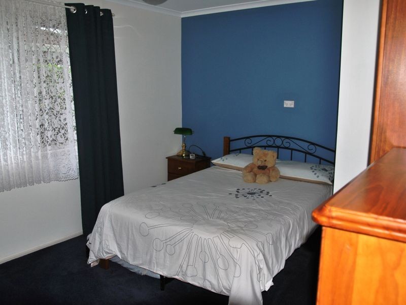 124 Cane Street, Redland Bay QLD 4165