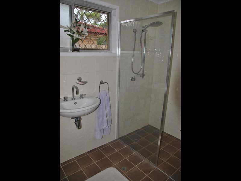 124 Cane Street, Redland Bay QLD 4165