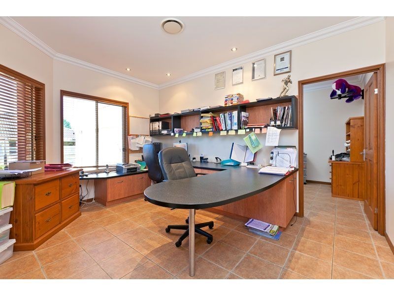 5 Twinspur Court, Victoria Point QLD 4165