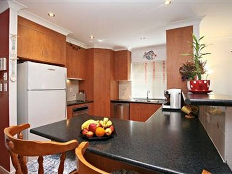 31 Rusbrook Street, Redland Bay QLD 4165