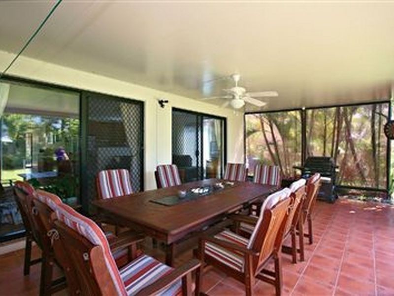 31 Rusbrook Street, Redland Bay QLD 4165
