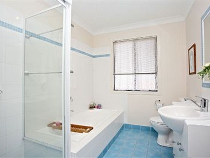 31 Rusbrook Street, Redland Bay QLD 4165