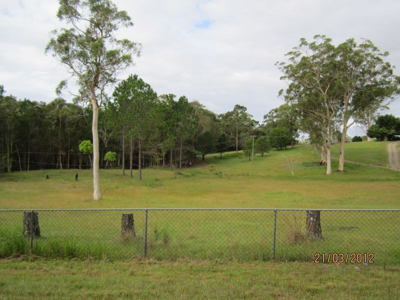 2 Rocky Passage Road, Redland Bay QLD 4165