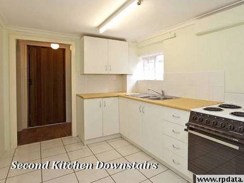 4 Glen Street, Ormiston QLD 4160