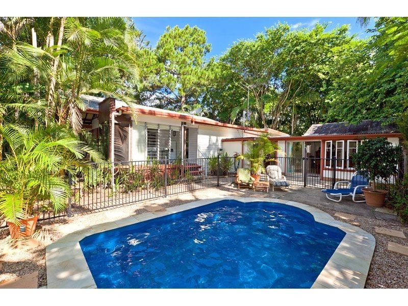 1 Dinwoodie Road, Thornlands QLD 4164