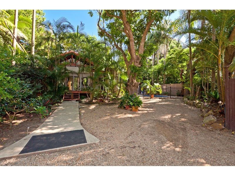 1 Dinwoodie Road, Thornlands QLD 4164