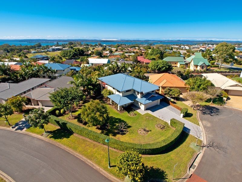 6 Mast Court, Redland Bay QLD 4165