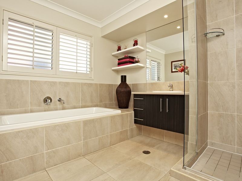 4 Baylink Drive, Redland Bay QLD 4165