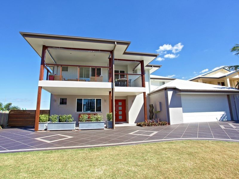 4 Baylink Drive, Redland Bay QLD 4165