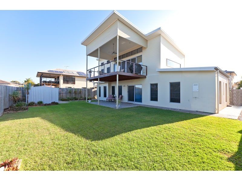 67 Spinnaker Circuit, Redland Bay QLD 4165