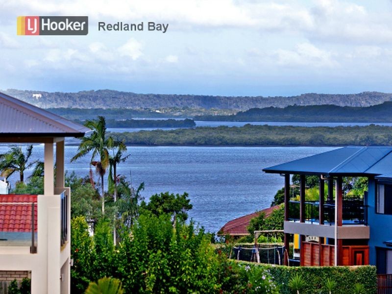 11 Baylink Drive, Redland Bay QLD 4165