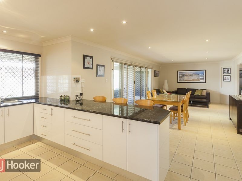 54 Sunningdale Drive, Redland Bay QLD 4165
