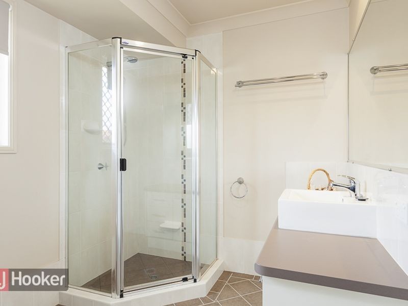 54 Sunningdale Drive, Redland Bay QLD 4165