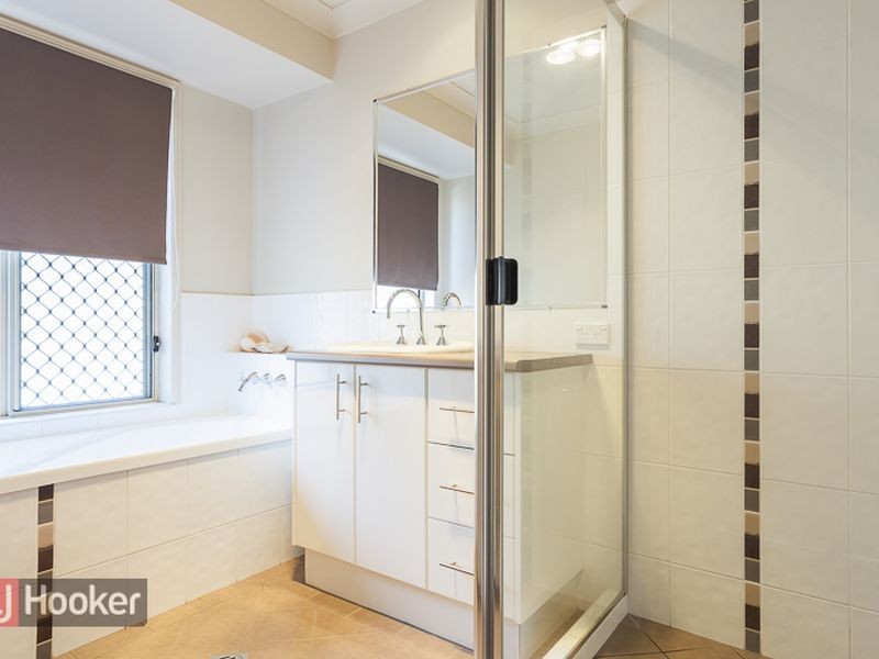 54 Sunningdale Drive, Redland Bay QLD 4165