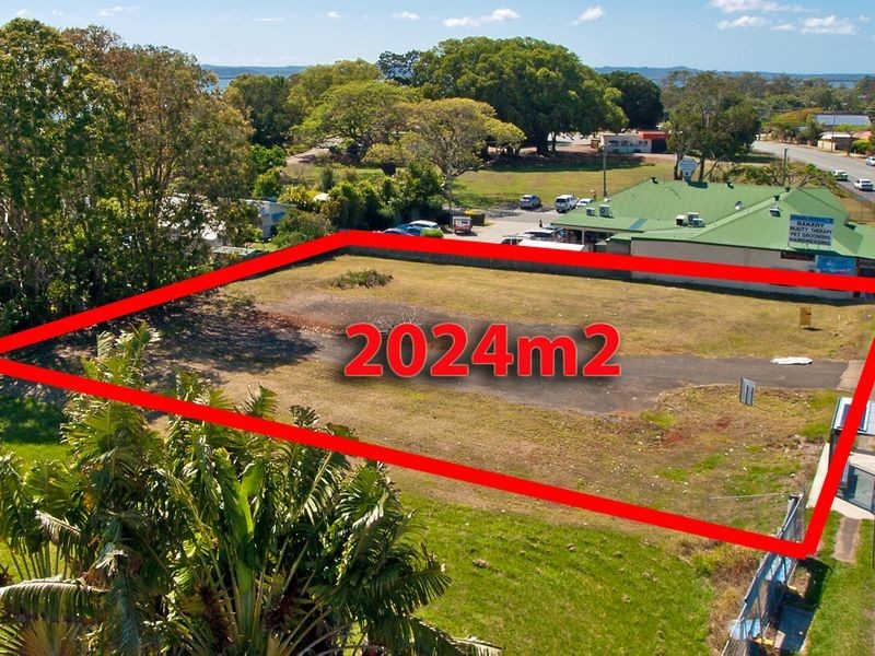 136 Broadwater Terrace, Redland Bay QLD 4165