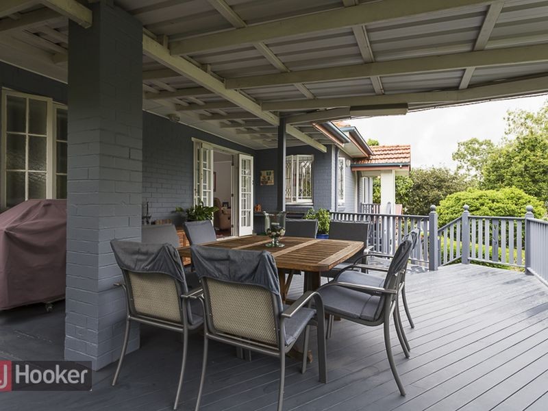 8 Mercer Avenue, Kedron QLD 4031