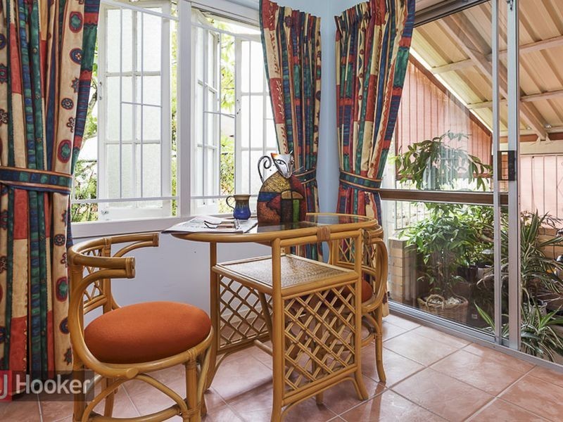 8 Mercer Avenue, Kedron QLD 4031