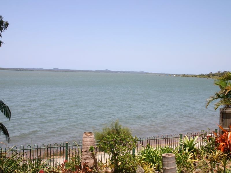 71 Esplanade, Redland Bay QLD 4165