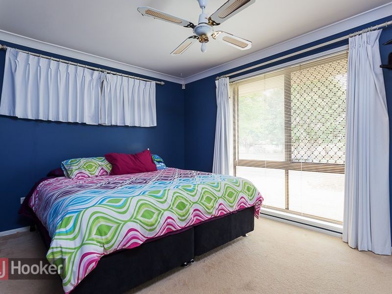 8 Moreton View Parade, Redland Bay QLD 4165