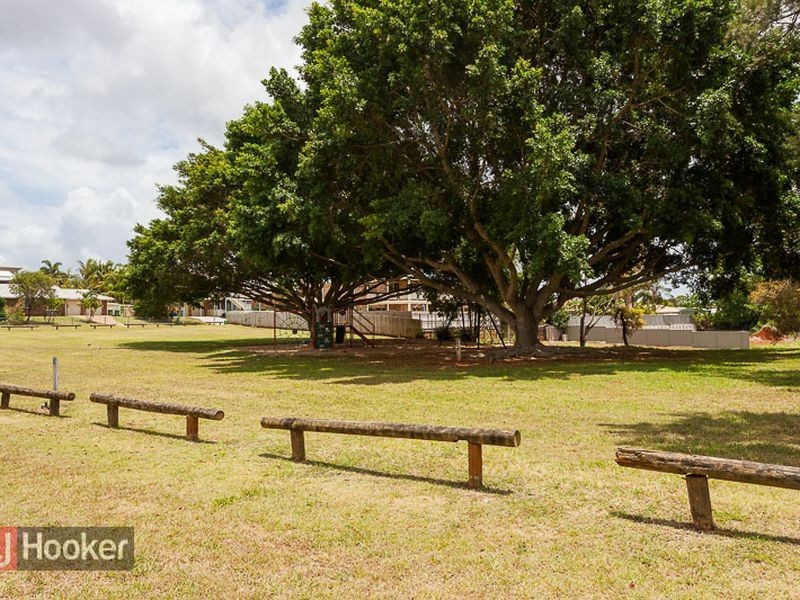 8 Moreton View Parade, Redland Bay QLD 4165